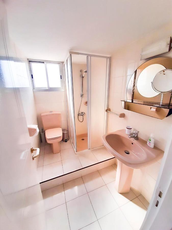 Samson Sea Breeze, 3Bed Sleeps 6, Free Wifi Limassol Exterior foto
